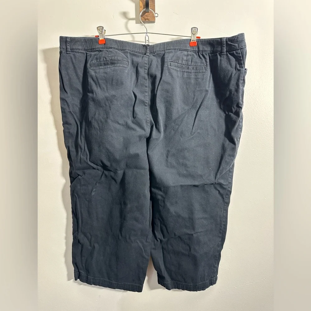 Croft Barrow Women’s 22W Dark Blue Classic Fit Stretch Capri Pants | SKU 0542